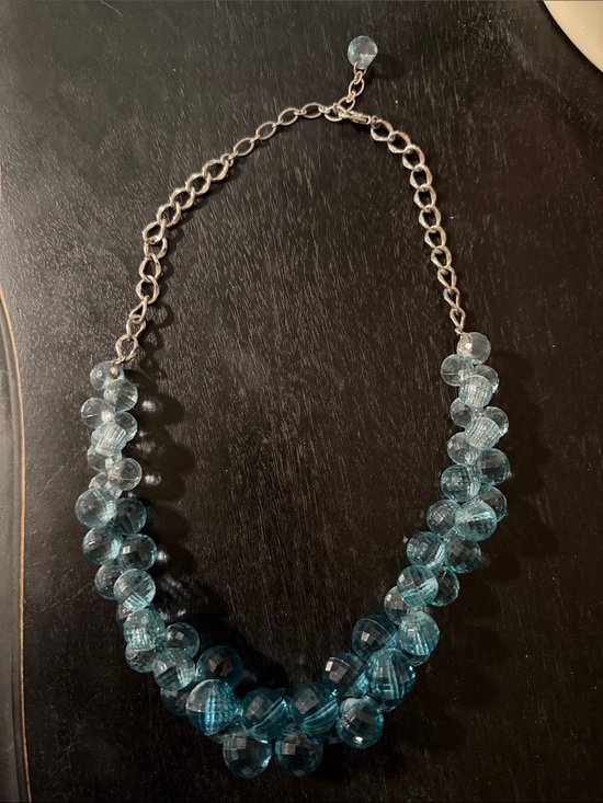 Jewelry - Blue Faceted Bead Statement Necklace